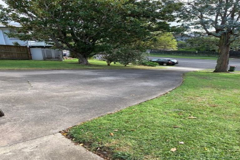 Photo of property in 58 Cardiff Road, Pakuranga, Auckland, 2010