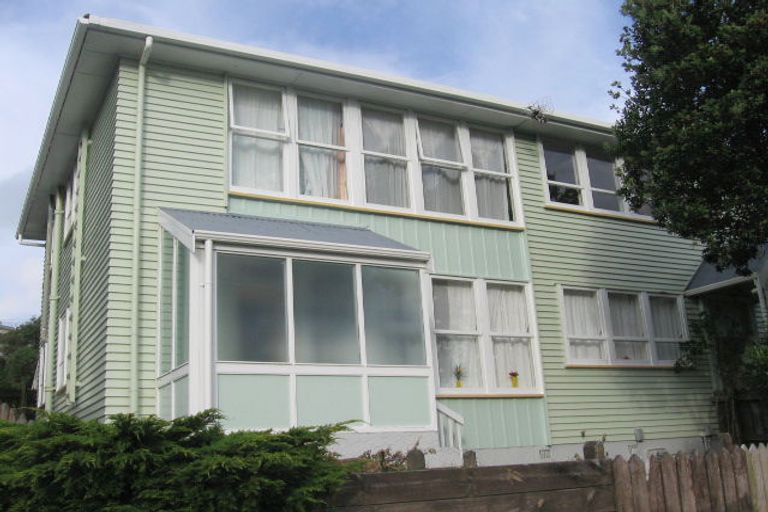 Photo of property in 61 Raukawa Street, Strathmore Park, Wellington, 6022