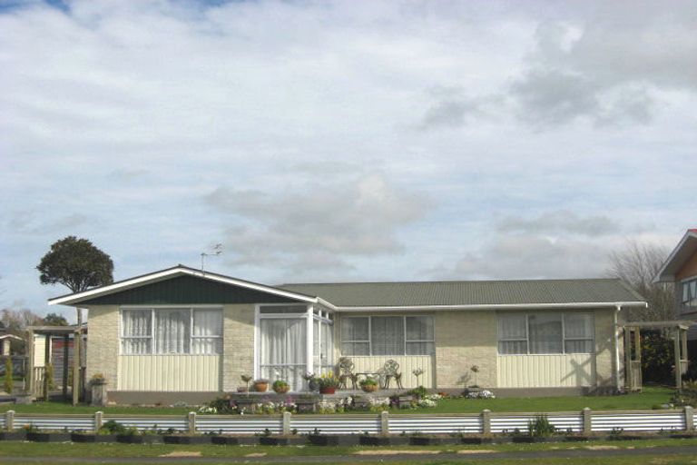 Photo of property in 25 Oberon Street, Stratford, 4332