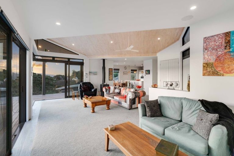 Photo of property in 8 Wiremu Road, Tairua, 3508