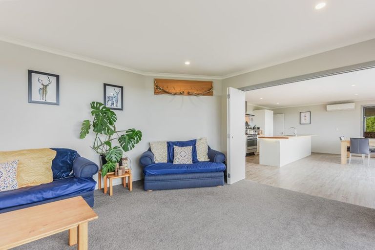 Photo of property in 20 Katania Heights, Brightwater, 7022