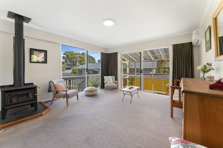 Photo of property in 67b Tilley Road, Paekakariki, 5034