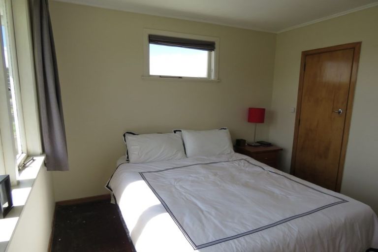 Photo of property in 28 Nile Road, Kelston, Auckland, 0602