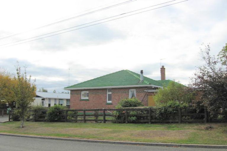 Photo of property in 25 Charles Street, Weston, Oamaru, 9401