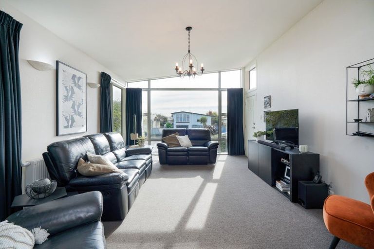Photo of property in 19 Helmsdale Street, Waverley, Invercargill, 9810