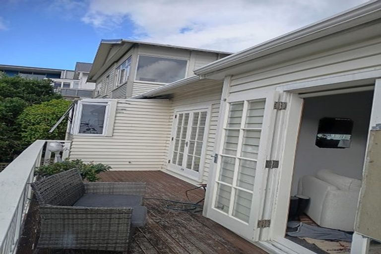 Photo of property in 12 Hohiria Road, Hataitai, Wellington, 6021