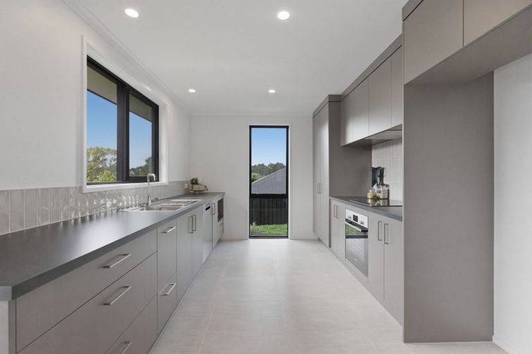 Photo of property in 10 Christie Way, Bethlehem, 3110