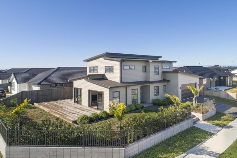 Photo of property in 1 Bill Miller Drive, Papamoa, 3118