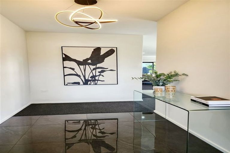 Photo of property in 9 Banded Place, Rolleston, 7615