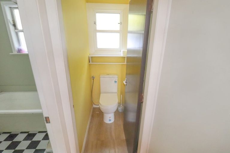 Photo of property in 86 South Karori Road, Karori, Wellington, 6012