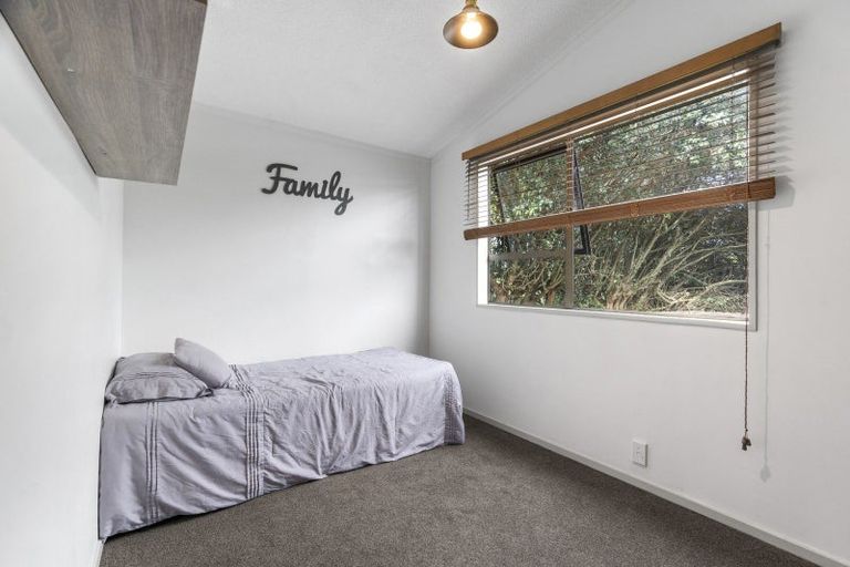 Photo of property in 14 Cumberland Crescent, Welcome Bay, Tauranga, 3112