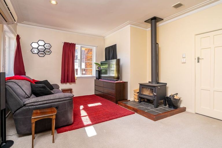 Photo of property in 135 Forfar Street, Clyde Hill, Dunedin, 9011