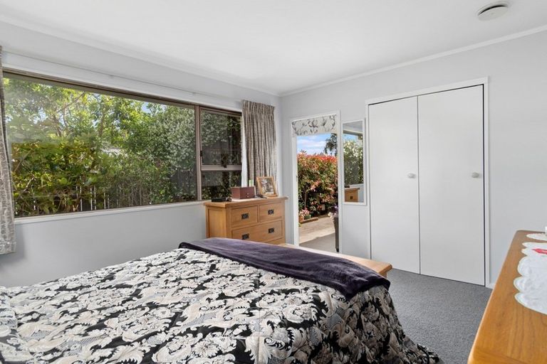 Photo of property in 17 Endeavour Avenue, Welcome Bay, Tauranga, 3112