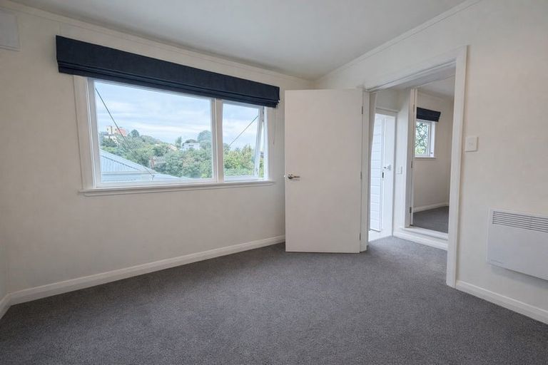 Photo of property in 8 Alameda Terrace, Aro Valley, Wellington, 6021