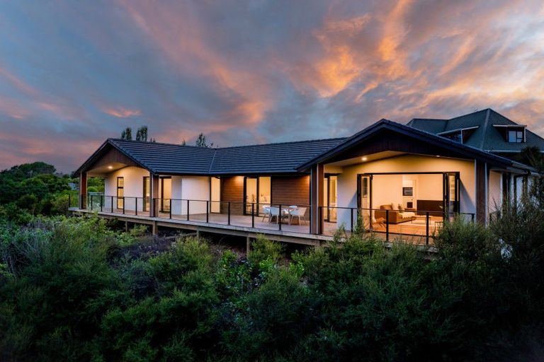 Photo of property in 17 Freyberg Road, Fairfield, Dunedin, 9018