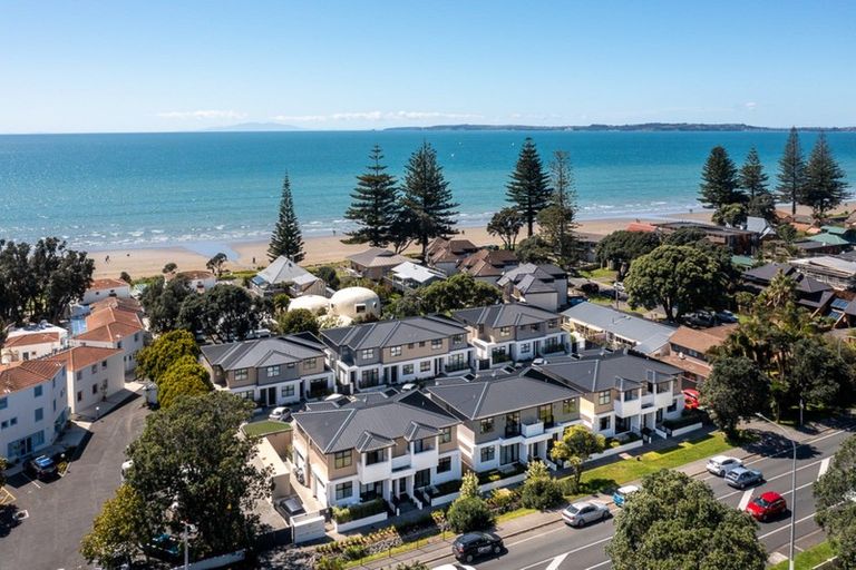 Photo of property in 5/445 Hibiscus Coast Highway, Orewa, 0931