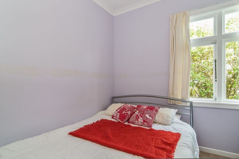 Photo of property in 74 Para Street, Miramar, Wellington, 6022