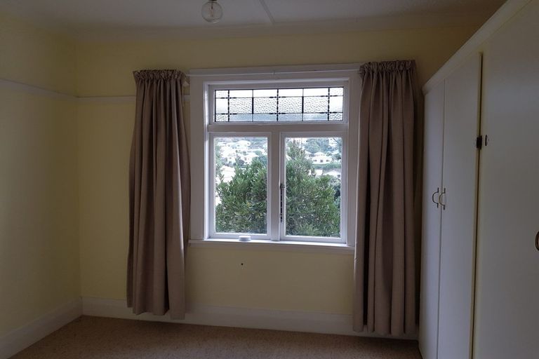 Photo of property in 43 Clyde Street, Island Bay, Wellington, 6023