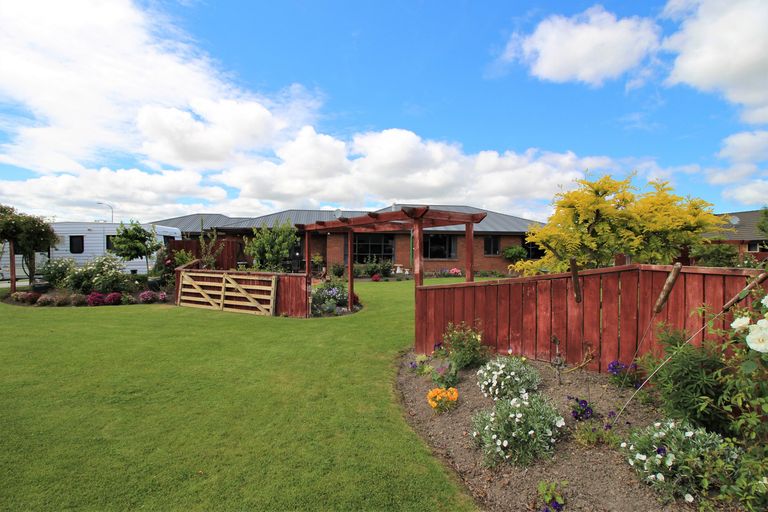 Photo of property in 1 Pines Road, Alexandra, 9320