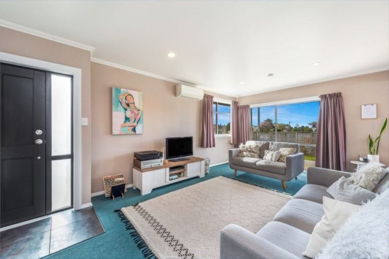 Photo of property in 59 Sandwich Road, St Andrews, Hamilton, 3200