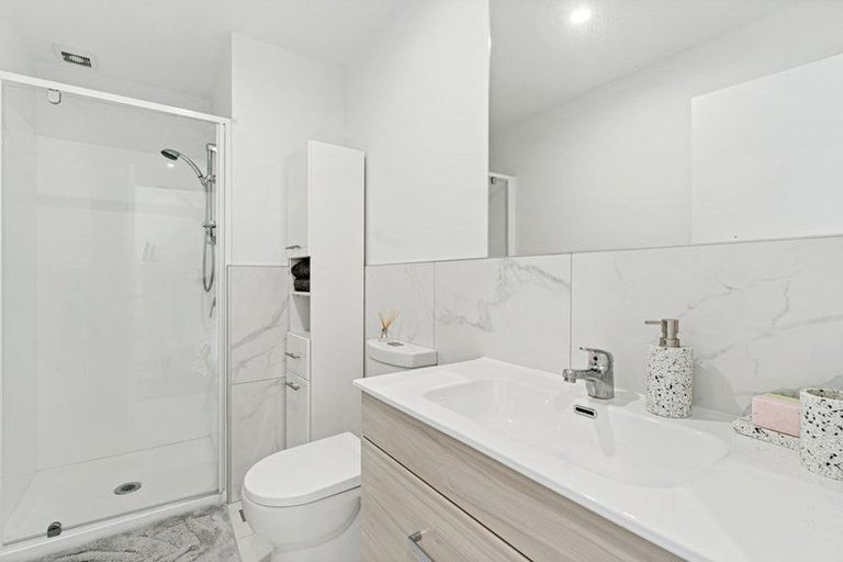 Photo of property in 18d Victoria Street, Pukekohe, 2120