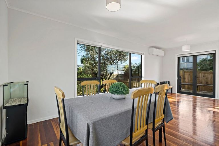 Photo of property in 78a Wharf Road, Te Atatu Peninsula, Auckland, 0610