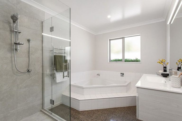 Photo of property in 1b Aston Drive, Waimairi Beach, Christchurch, 8083