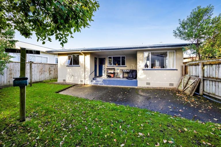 Photo of property in 24 Grey Street, Hawera, 4610
