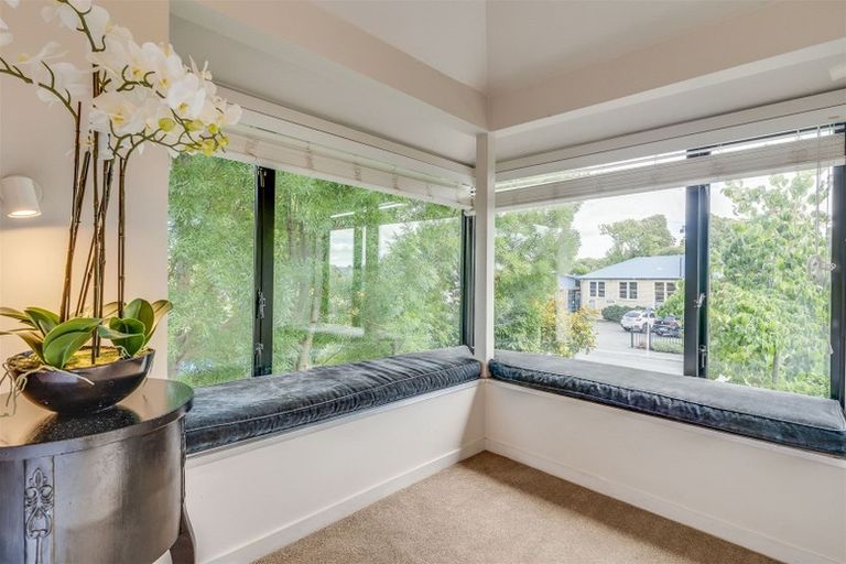 Photo of property in 1/52 Aikmans Road, Merivale, Christchurch, 8014