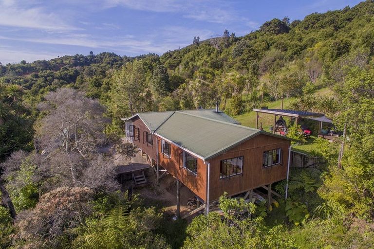 Photo of property in 595 Rangihau Road, Coroglen, Whitianga, 3591