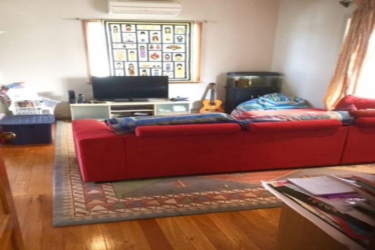 Photo of property in 15 Egremont Street, Belmont, Auckland, 0622