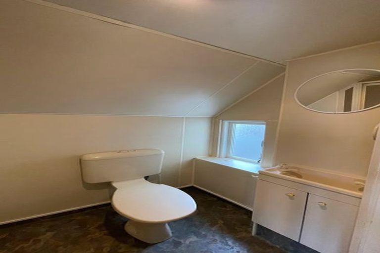 Photo of property in 43 Park Street, North Dunedin, Dunedin, 9016