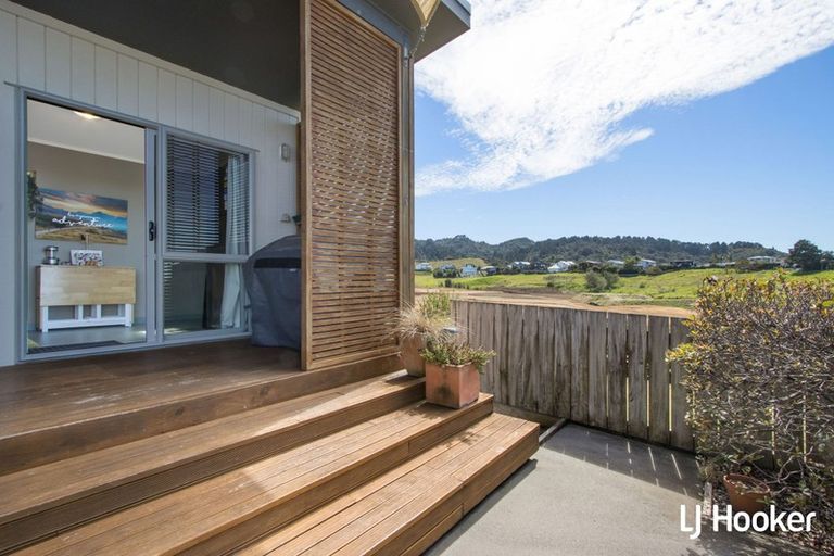 Photo of property in 8 Tohora View, Waihi Beach, 3611