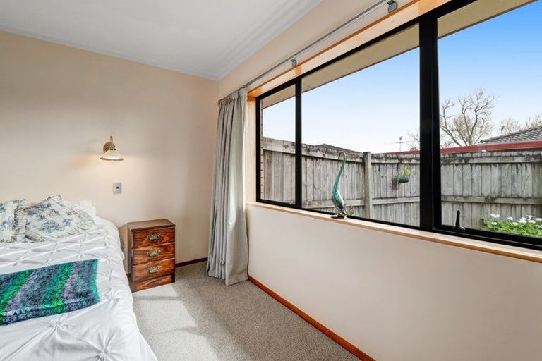 Photo of property in 5 Pengelly Place, Parakai, 0830