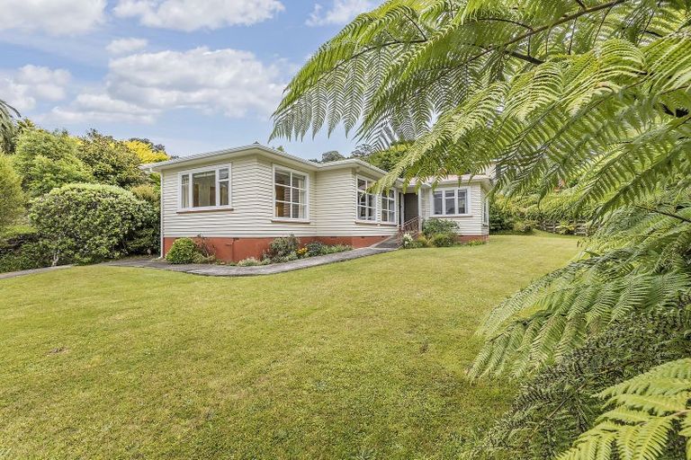 Photo of property in 1 Frederick Street, Tawa, Wellington, 5028