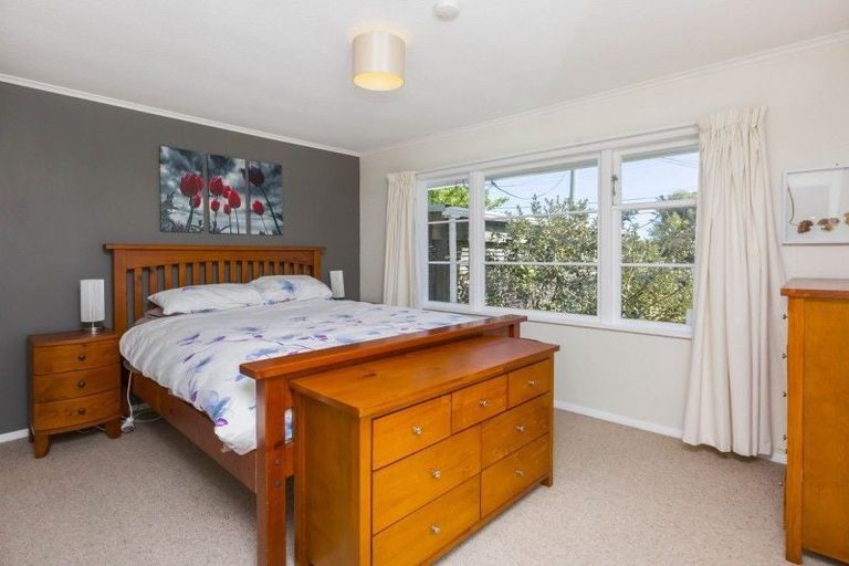 Photo of property in 24 Routley Crescent, Elderslea, Upper Hutt, 5018