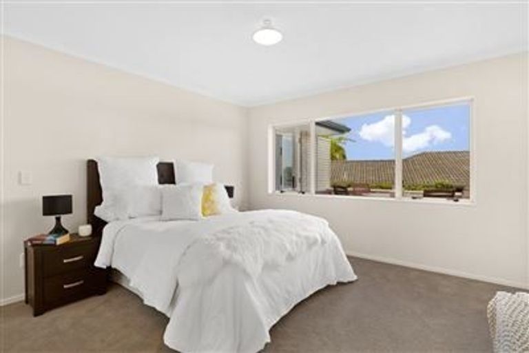 Photo of property in 9 Ashmore Drive, Frankleigh Park, New Plymouth, 4310