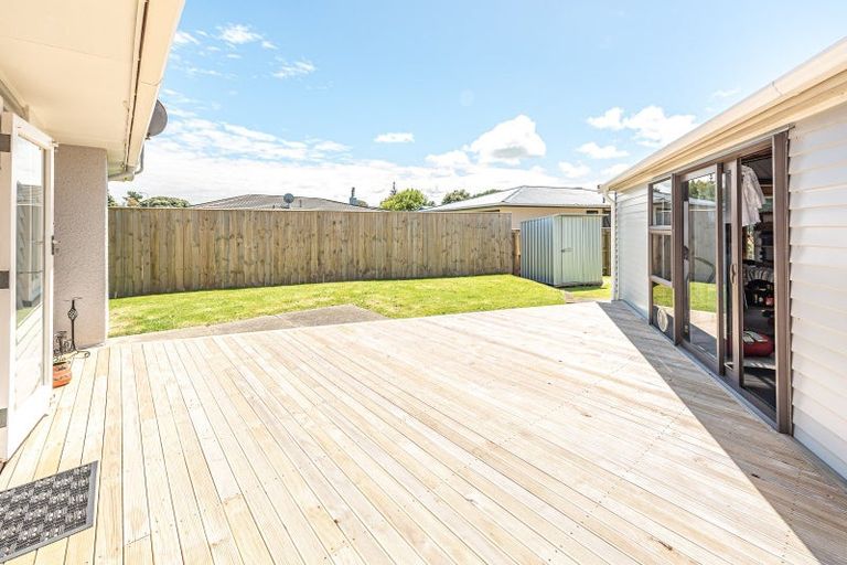 Photo of property in 14 Kotuku Street, Castlecliff, Whanganui, 4501