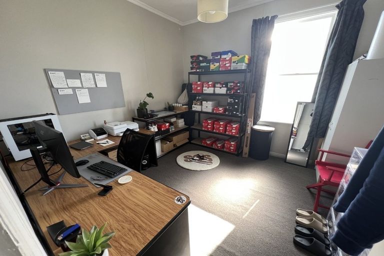 Photo of property in 61a Pirie Street, Mount Victoria, Wellington, 6011