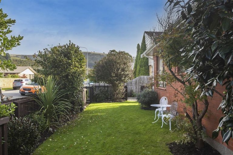 Photo of property in 1/36 Laing Crescent, Heathcote Valley, Christchurch, 8022