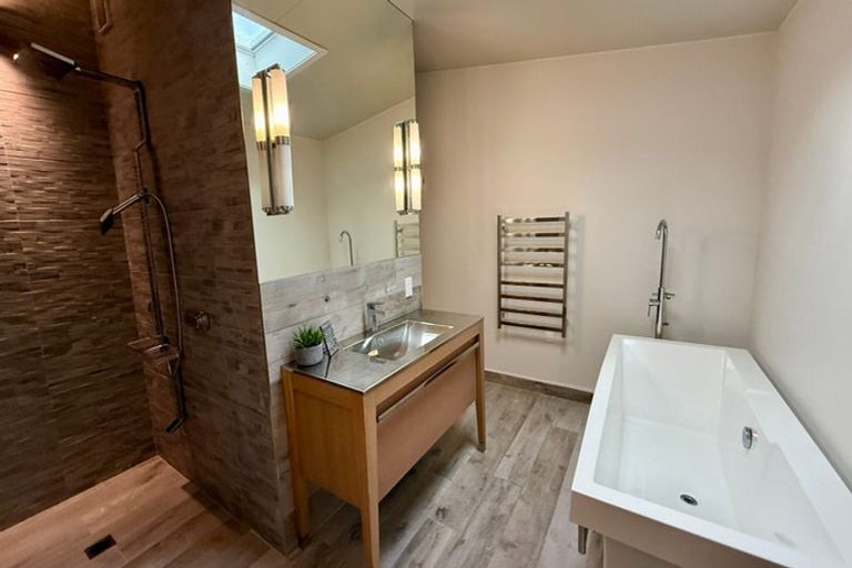 Photo of property in 105 Messenger Road, Stillwater, Silverdale, 0993