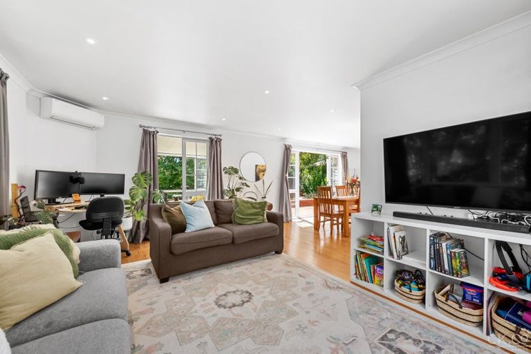 Photo of property in 7 Manuka Street, Stokes Valley, Lower Hutt, 5019