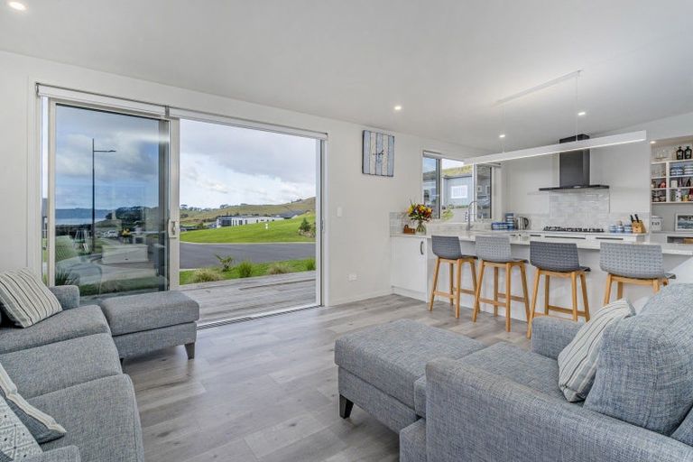 Photo of property in 11 Tohetea Lane, Wharekaho, Whitianga, 3510