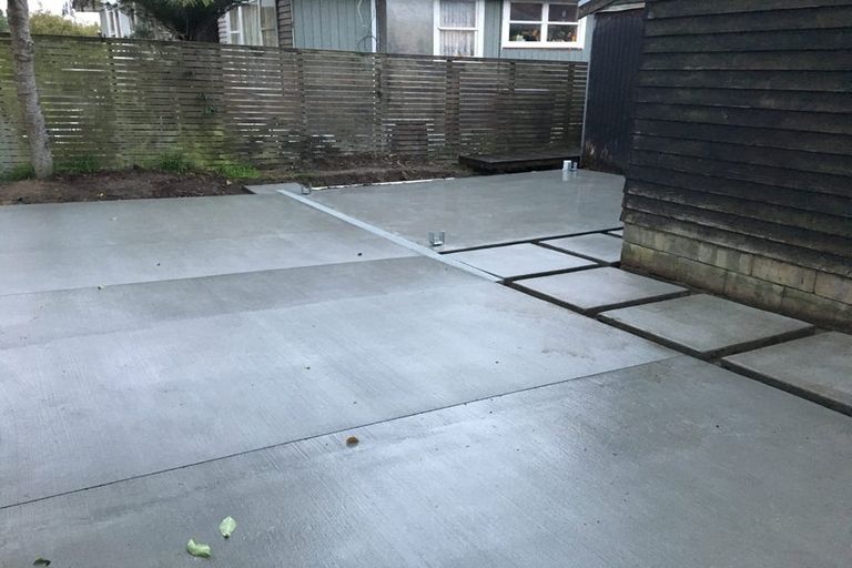 Photo of property in 22 Paramu Avenue, Birkdale, Auckland, 0626