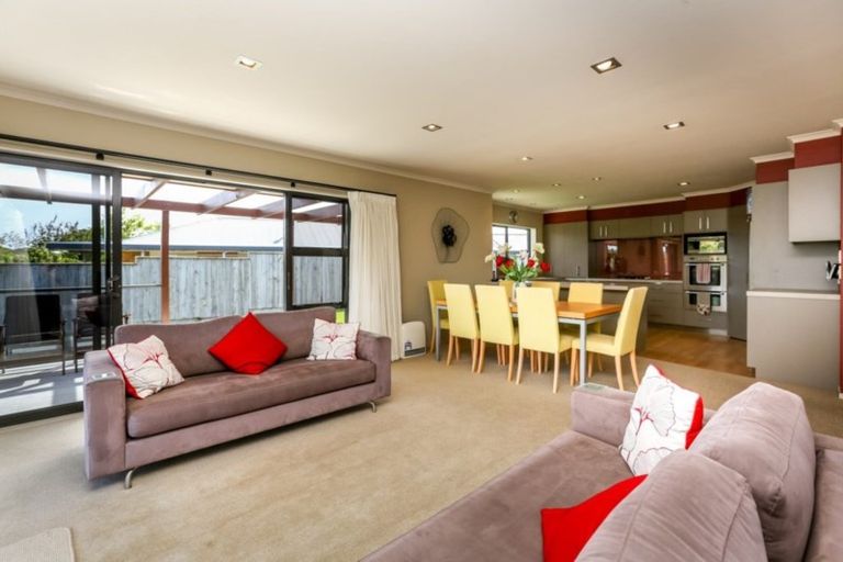 Photo of property in 13a Maple Crescent, Whalers Gate, New Plymouth, 4310