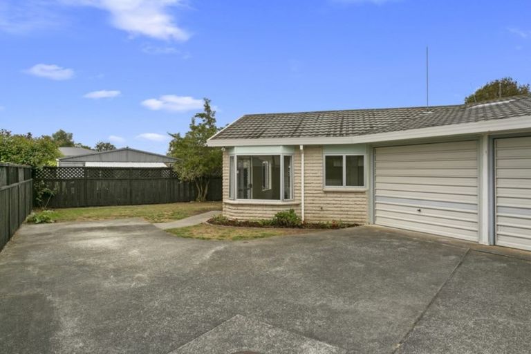 Photo of property in 122b Victoria Street, Cambridge, 3434