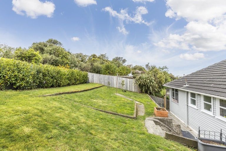 Photo of property in 63 Salford Street, Newlands, Wellington, 6037