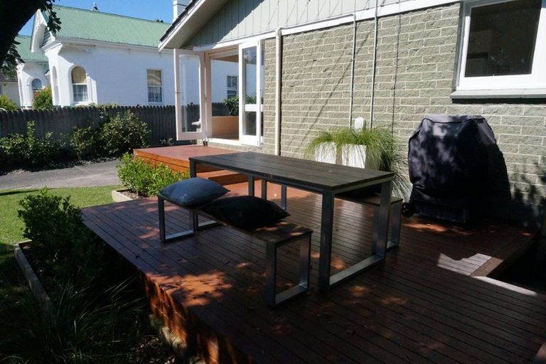 Photo of property in 1/23 Aramoana Avenue, Devonport, Auckland, 0624