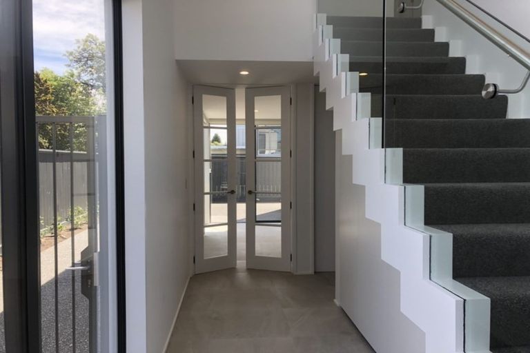 Photo of property in 39a Clissold Street, Merivale, Christchurch, 8014