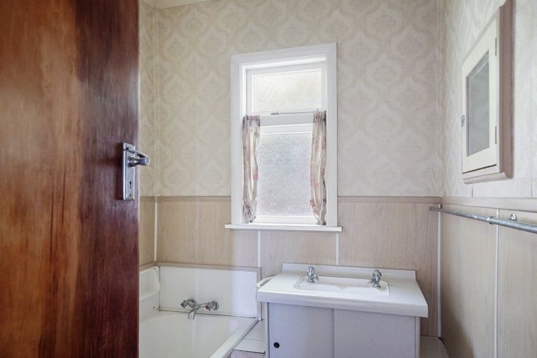 Photo of property in 26 George Street, Levin, 5510